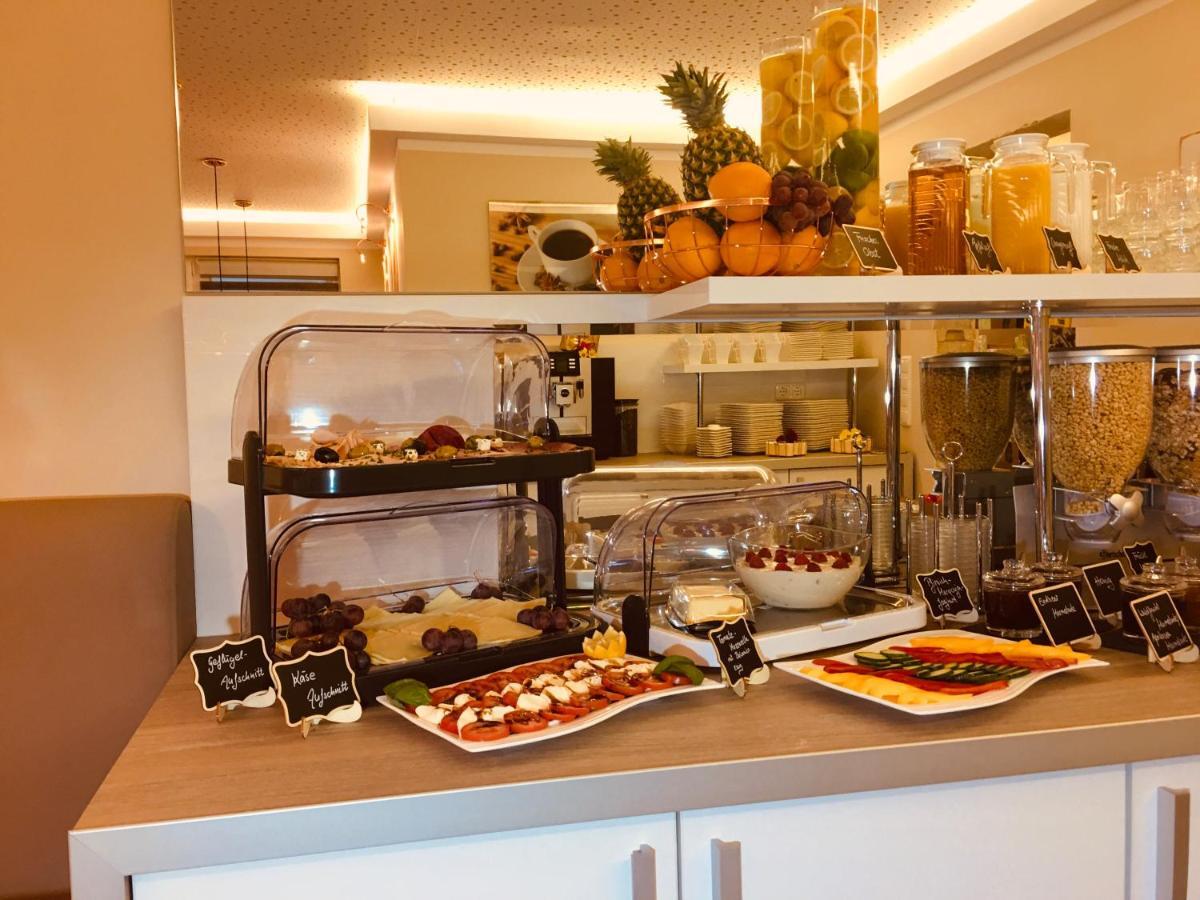 Hotel Glinde 3*